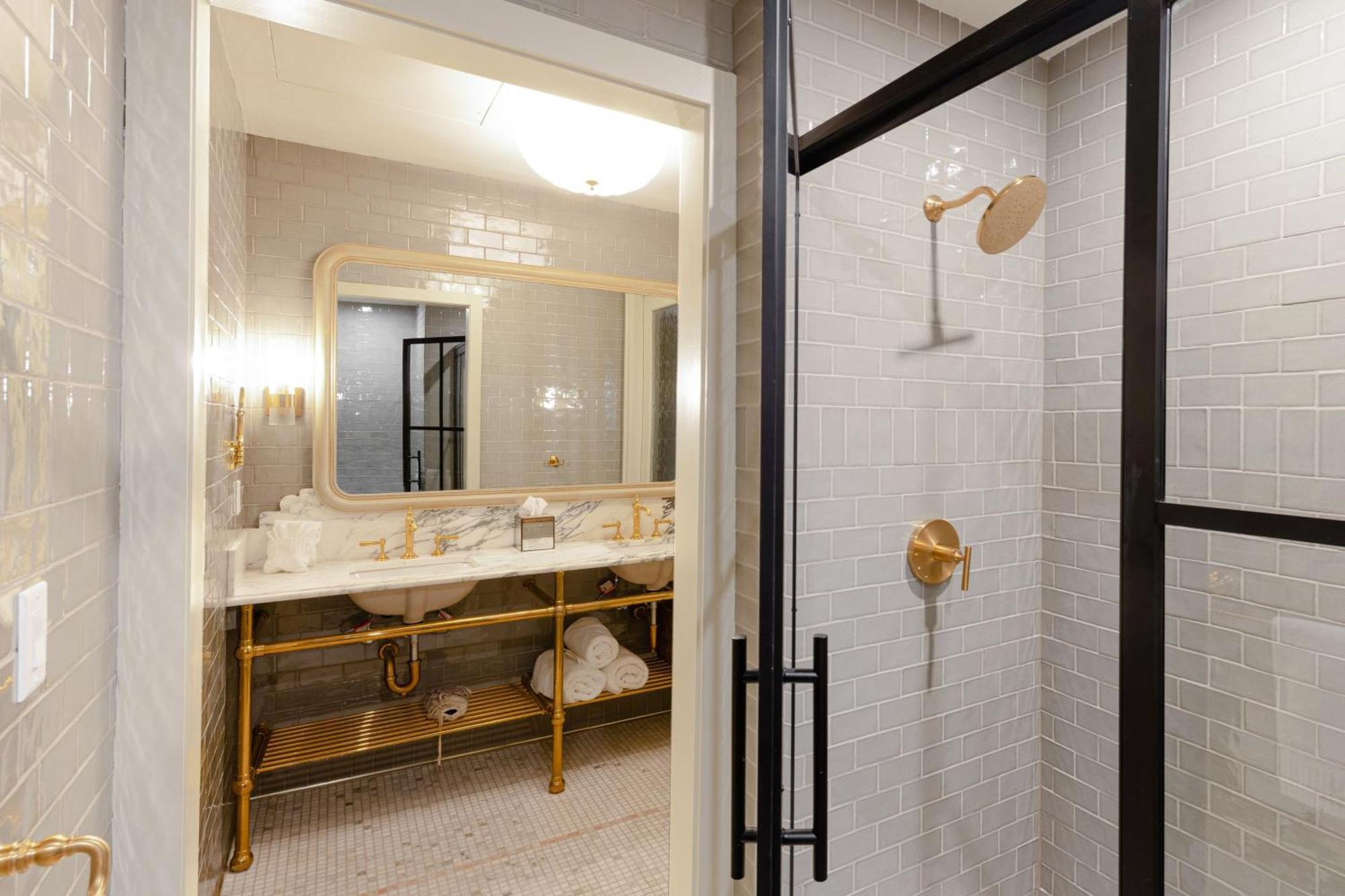 Hotel Cleo, Knoxville Downtown, A Tribute Portfolio Hotel 外观 照片