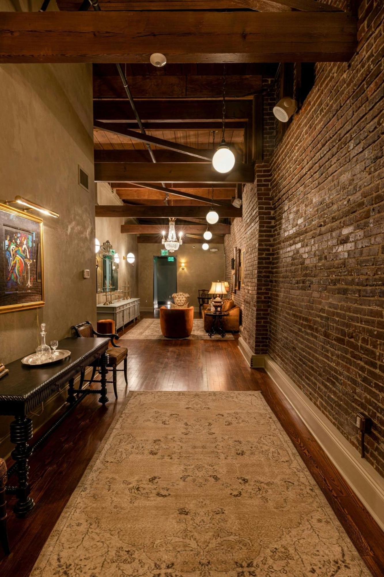 Hotel Cleo, Knoxville Downtown, A Tribute Portfolio Hotel 外观 照片